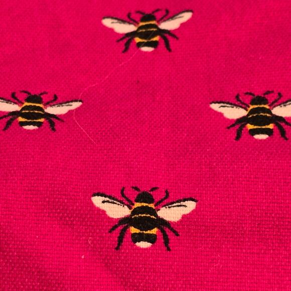 Banana Republic Hot Pink Hampton Fit Shorts Bee Print Size 6 - Picture 4 of 4